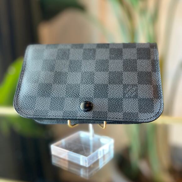 LOUIS VUITTON Damier Graphite Belt Pochette - Picture 1 of 16